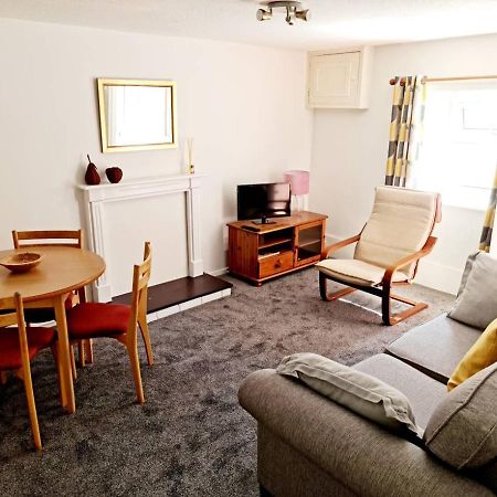 Cosy Little Cottage In Deiniolen Near Llanberis Карнарфон Екстериор снимка