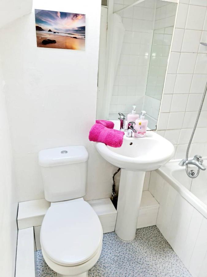 Cosy Little Cottage In Deiniolen Near Llanberis Карнарфон Екстериор снимка